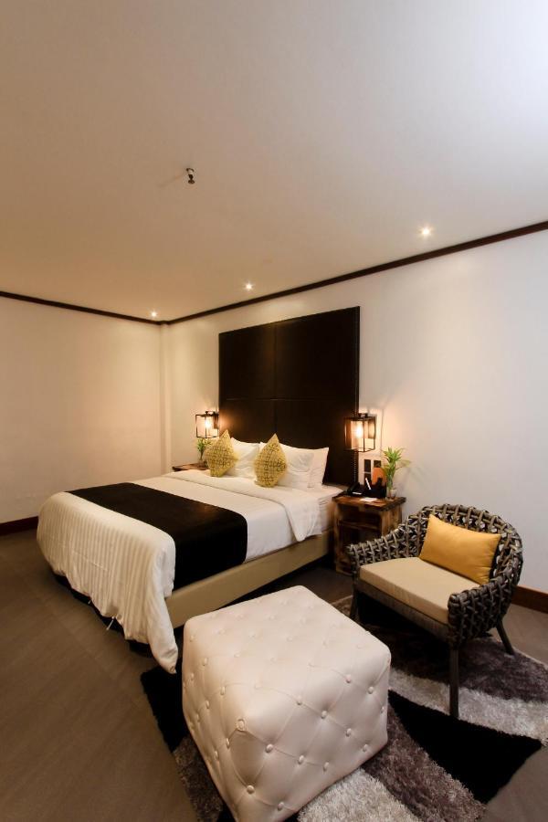 The Bourke Hotel Davao City Exteriér fotografie